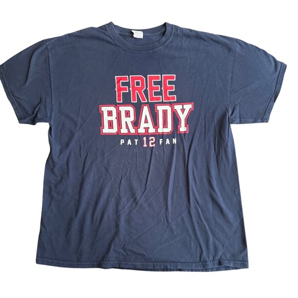 Free Brady Pat 12 Fan Gildan Heavy Cotton T-Shirt XL Navy Blue NFL & MLB Hall Of - Picture 1 of 5